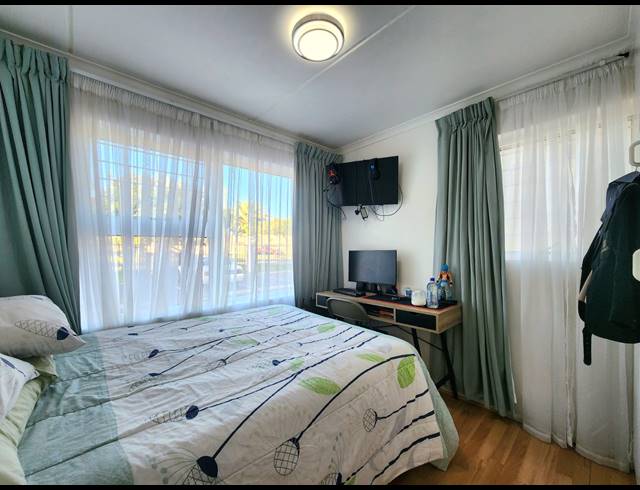 2 BEDROOM APARTMENT FOR SALE IN GOODWOOD PARK